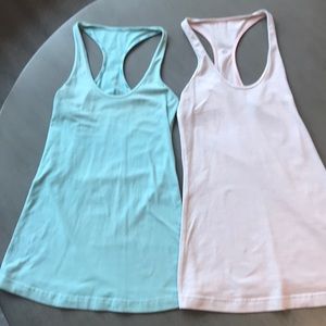 Lululemon pink & blue tank bundle